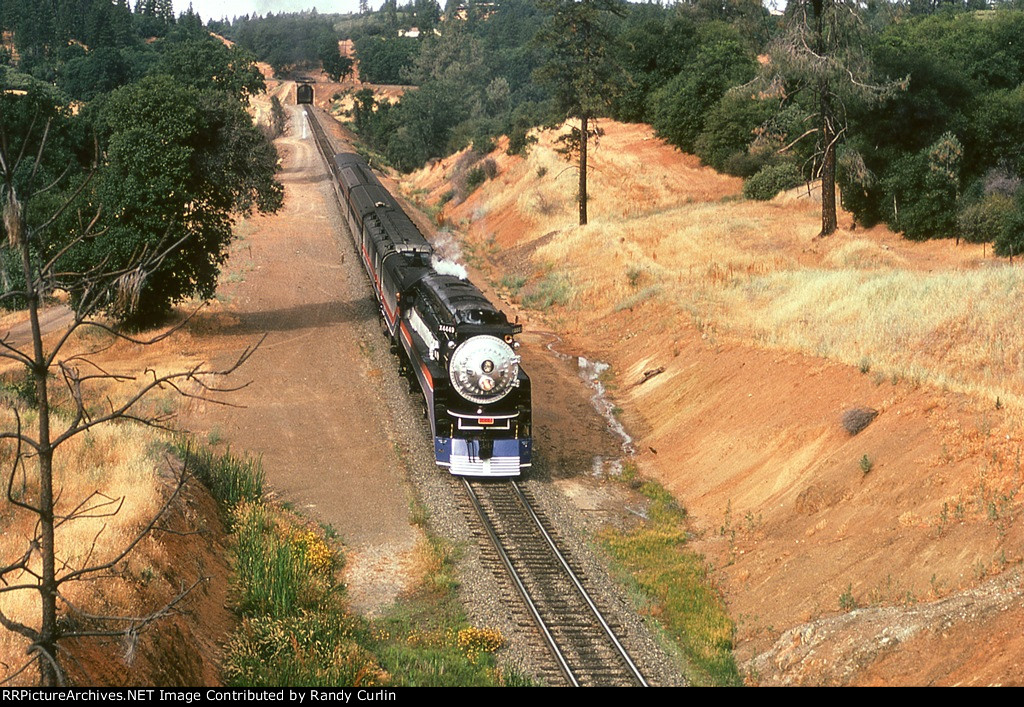 AFT 4449 running east over Donner